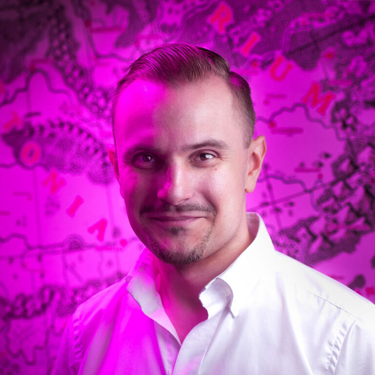 Zdjęcie przedstawia dr Krzysztofa M. Maja